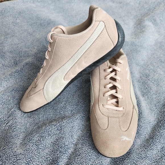 Puma Women's Speedcat OG Suede Sneakers Pink White Size 9.5/40.5 - Picture 1 of 11